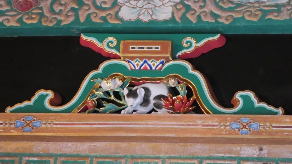 The sleeping cat in Nikko