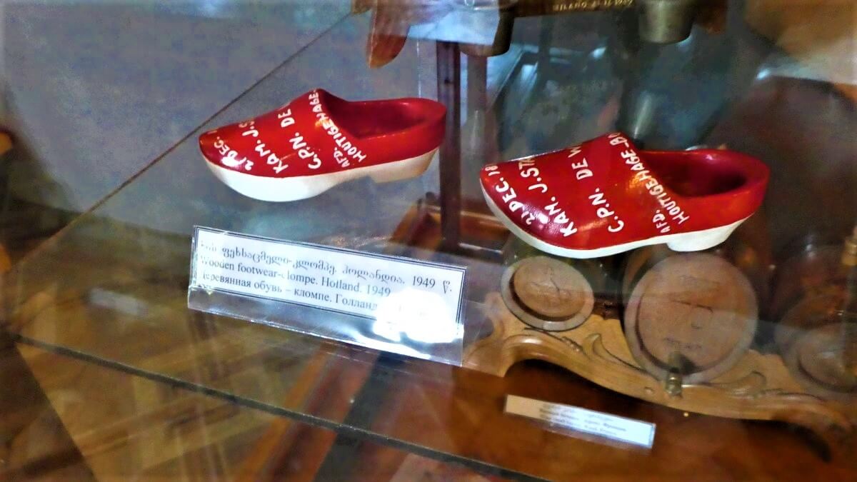 A gift from the Communist Party of the Netherlands