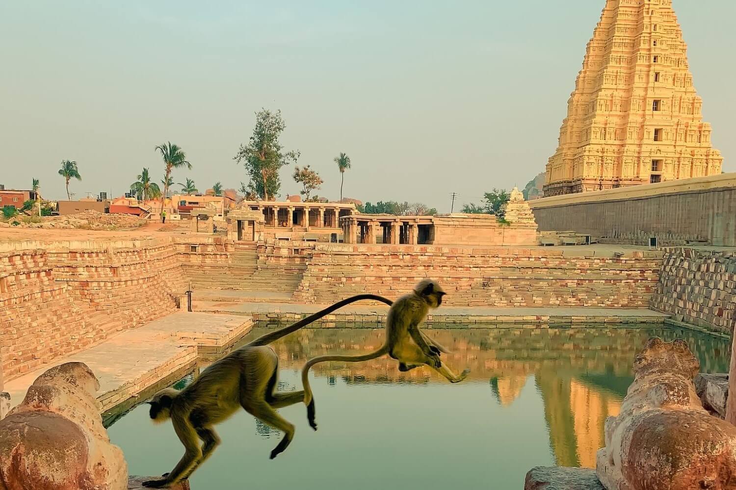 Travel Guide of History to Hampi in India