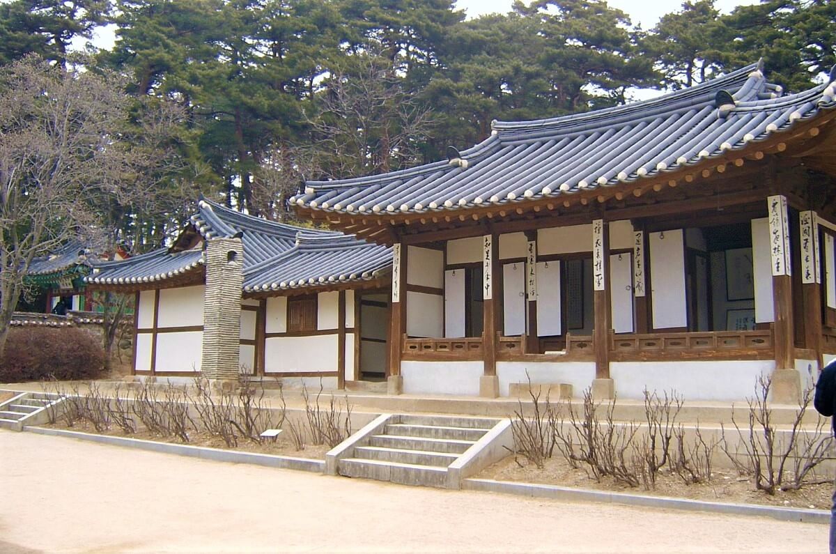 Sightseeing in Gangneung South Korea: Ojukheon
