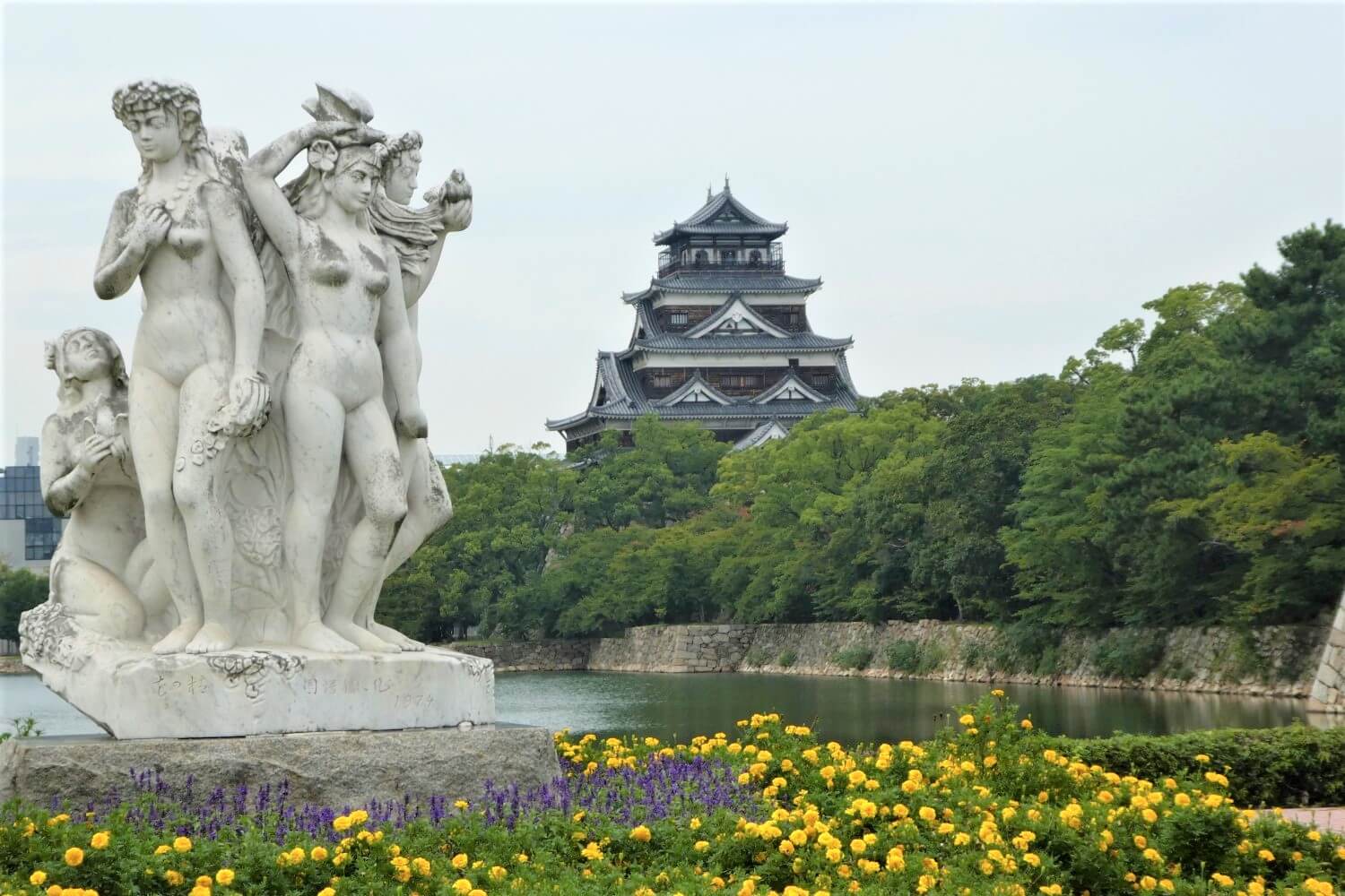 Sightseeing: The Castle of Hiroshima